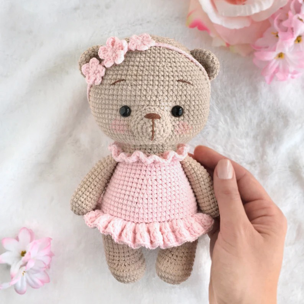 Rosie the ballerina bear Crochet Pattern