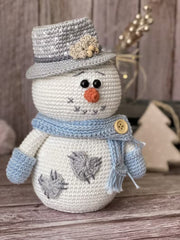 The Snowman amigurumi Crochet Pattern