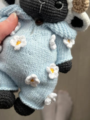 jumpsuit with flowers for doll PATTERN