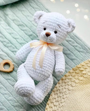 Crochet pattern amigurumi bear in English pdf manual.