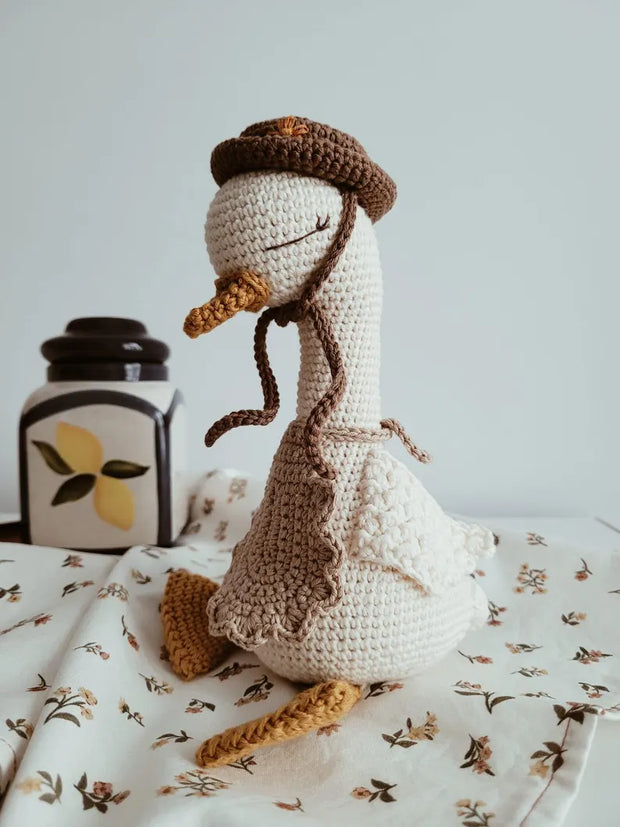 Mother Goose crochet pattern