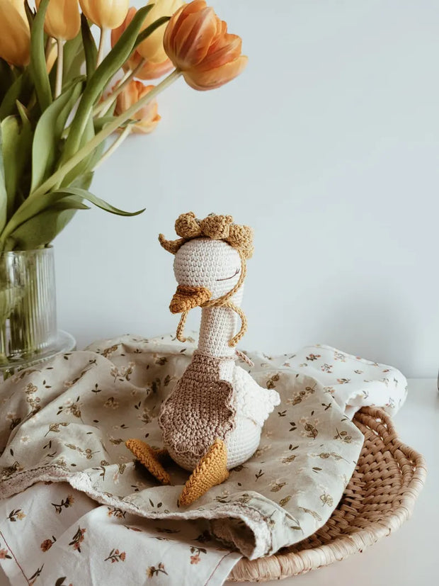 Mother Goose crochet pattern