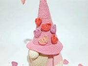 crochet pattern Valentine gnome with Doll in a costume  and Cupcake.