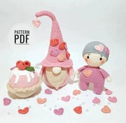 crochet pattern Valentine gnome with Doll in a costume  and Cupcake.